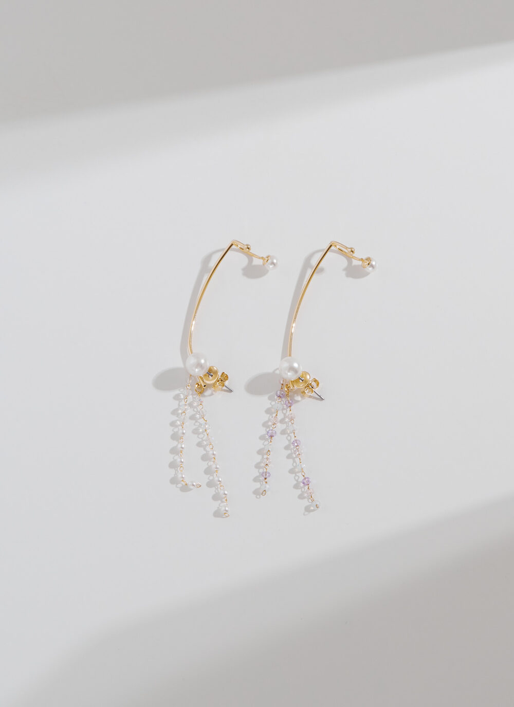 Eco安珂,韓國飾品,韓國耳環,耳針式耳環,耳骨夾耳針耳環,氣質耳環,單珍珠垂墜耳環