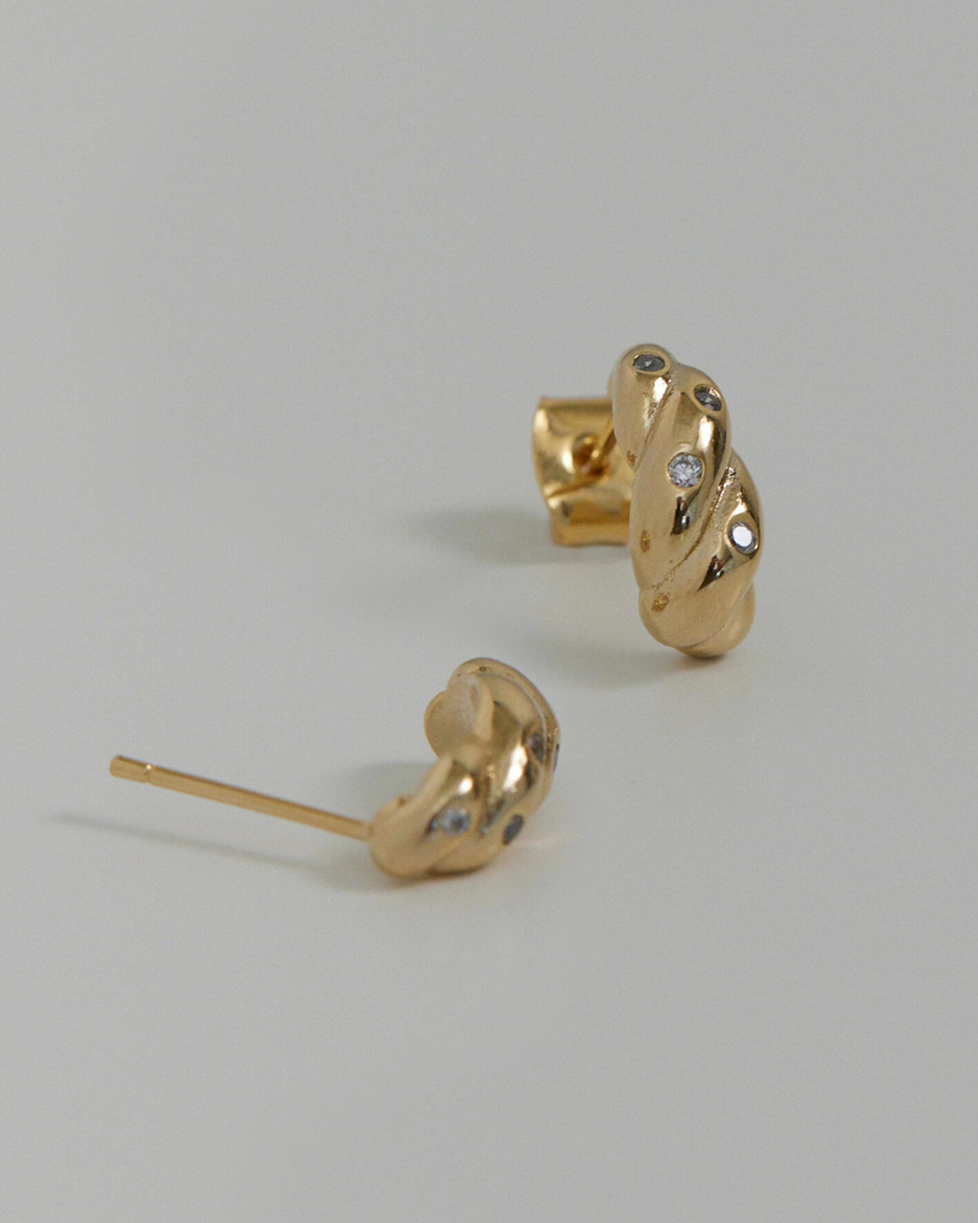 Eco安珂,韓國飾品,韓國耳環,耳針式耳環,貼耳耳環,氣質耳環,鑽耳環