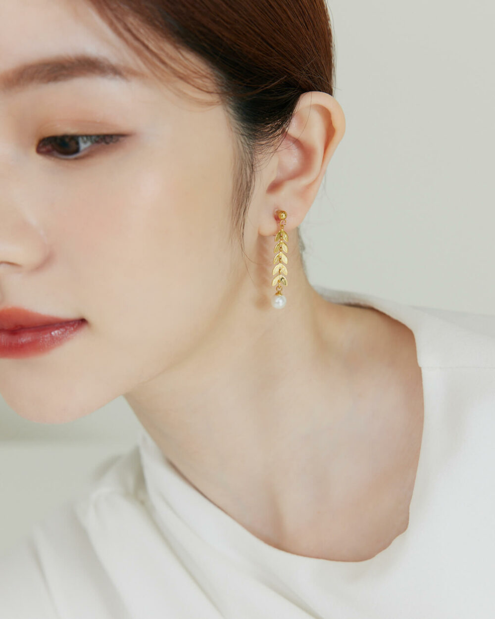 Eco安珂,韓國飾品,韓國耳環,耳針式耳環,矽膠夾耳環,透明耳夾垂墜耳環,無痛耳夾耳環,葉子耳環